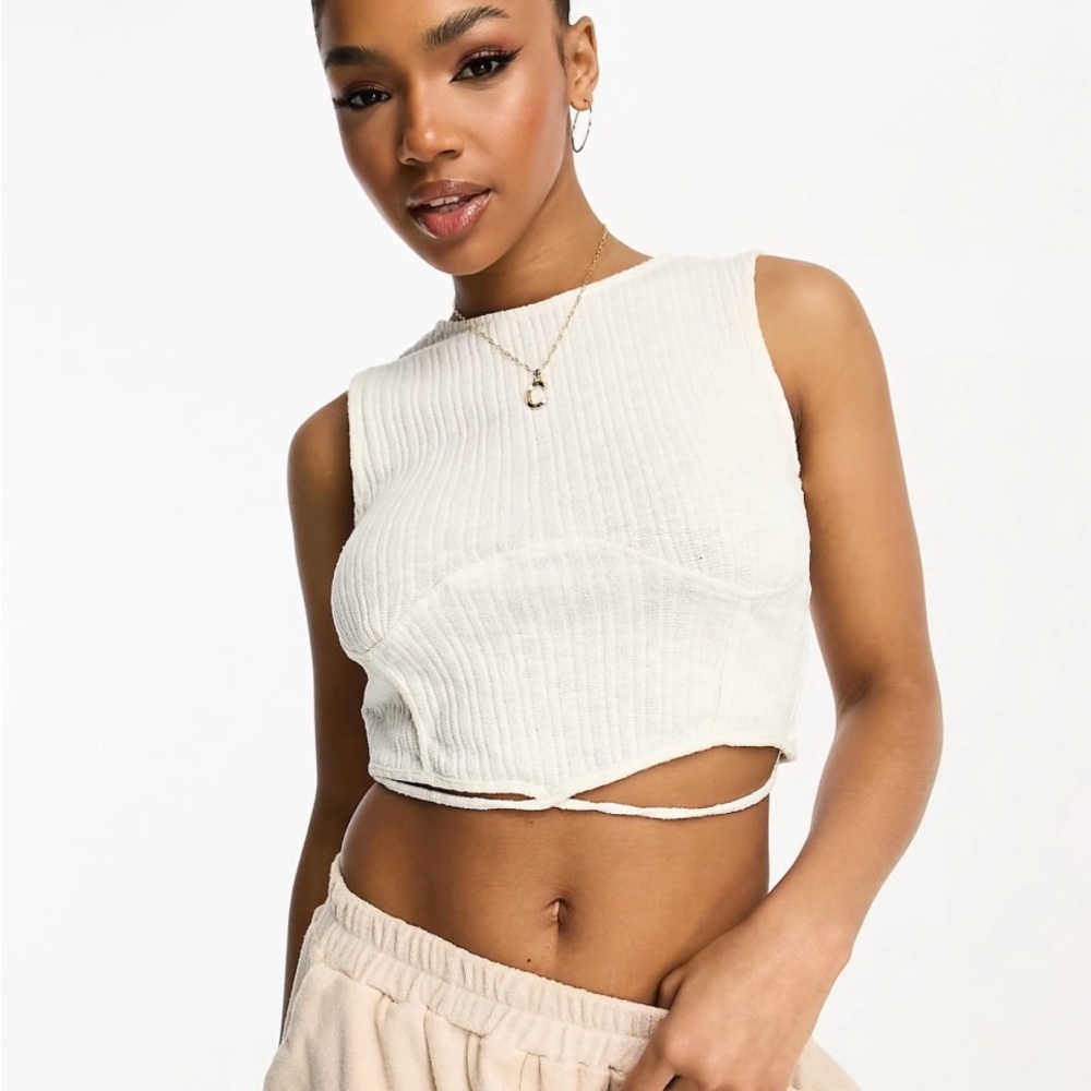 Vero Moda Cream Crop Top